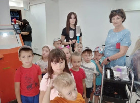 Экскурсия в парикмахерскую Экскурсия в парикмахерскую.